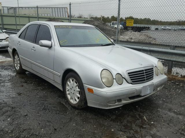 WDBJF65J81B356840 - 2001 MERCEDES-BENZ E 320 SILVER photo 1