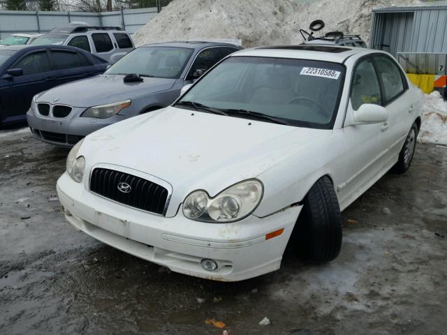 KMHWF25S05A158379 - 2005 HYUNDAI SONATA GL WHITE photo 2