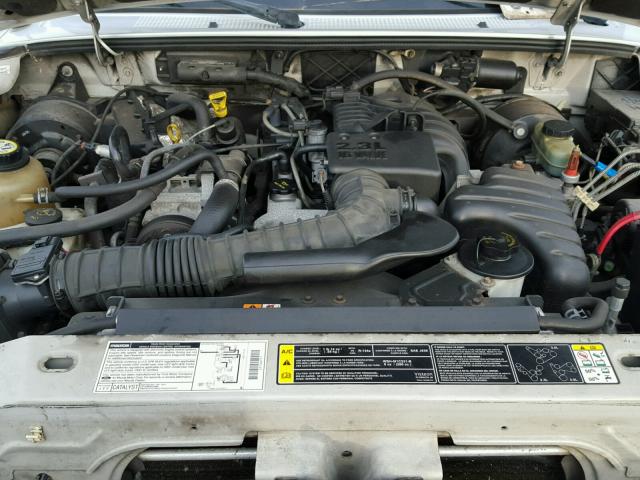 4F4YR12D82TM18927 - 2002 MAZDA B2300 SILVER photo 7