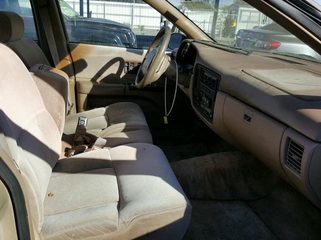 1G1BL52W5TR185976 - 1996 CHEVROLET CAPRICE CL 金色 照片 5