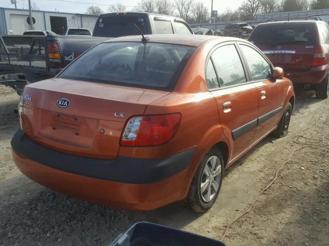 KNADE223796451391 - 2009 KIA RIO BASE ORANGE photo 4