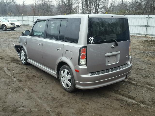 JTLKT324064110263 - 2006 TOYOTA SCION XB SILVER photo 3