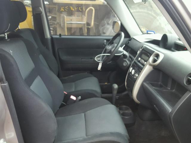 JTLKT324064110263 - 2006 TOYOTA SCION XB 银色 照片 5