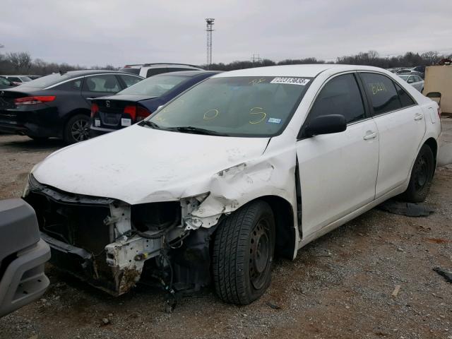 4T1BE46K69U874896 - 2009 TOYOTA CAMRY BASE WHITE photo 2