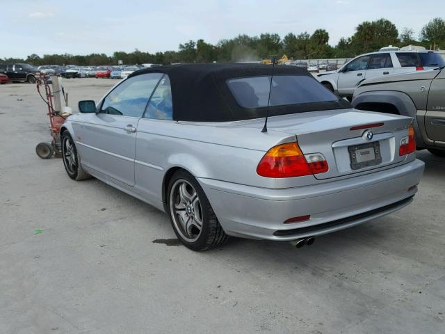 WBABS53401JU82332 - 2001 BMW 330 CI SILVER photo 3