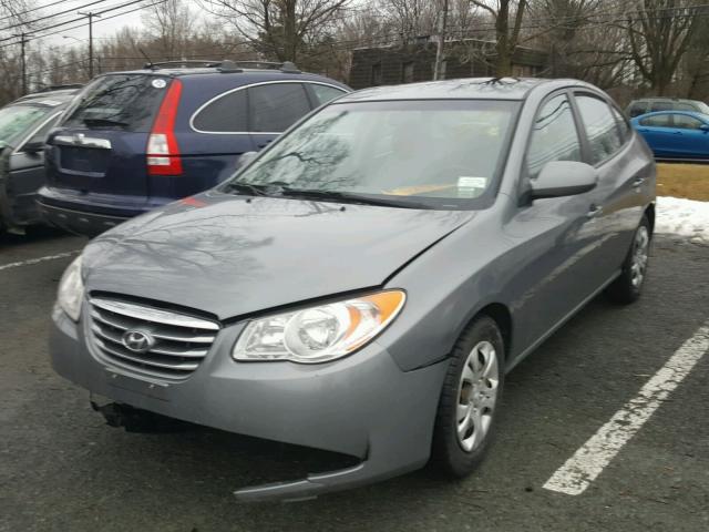 KMHDU4AD5AU082313 - 2010 HYUNDAI ELANTRA BL GRAY photo 2