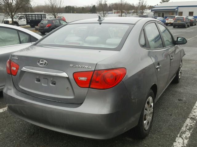 KMHDU4AD5AU082313 - 2010 HYUNDAI ELANTRA BL GRAY photo 4