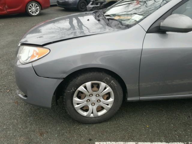 KMHDU4AD5AU082313 - 2010 HYUNDAI ELANTRA BL GRAY photo 9