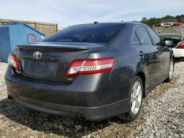 4T1BF3EK5AU092683 - 2010 TOYOTA CAMRY/SE/L GRAY photo 4