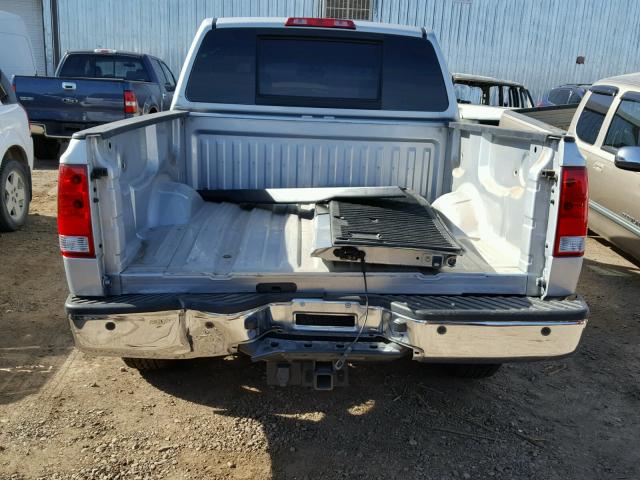 1N6AA0ED5BN324853 - 2011 NISSAN TITAN S GRAY photo 9