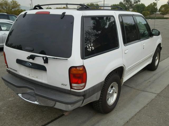 1FMDU73E2YUA56382 - 2000 FORD EXPLORER X WHITE photo 4