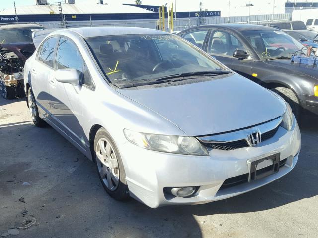 19XFA1F57AE067638 - 2010 HONDA CIVIC LX SILVER photo 1