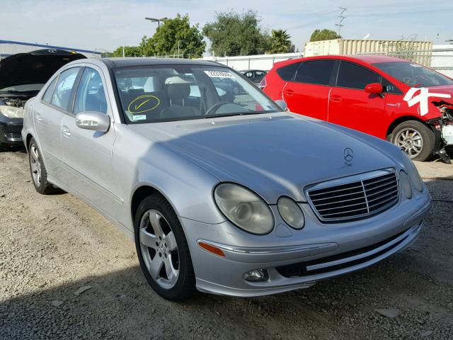 WDBUF70J75A675281 - 2005 MERCEDES-BENZ E 500 SILVER photo 1