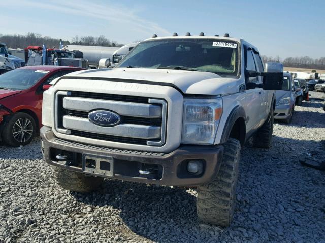 1FT7W2BT2FEC00129 - 2015 FORD F250 SUPER WHITE photo 2