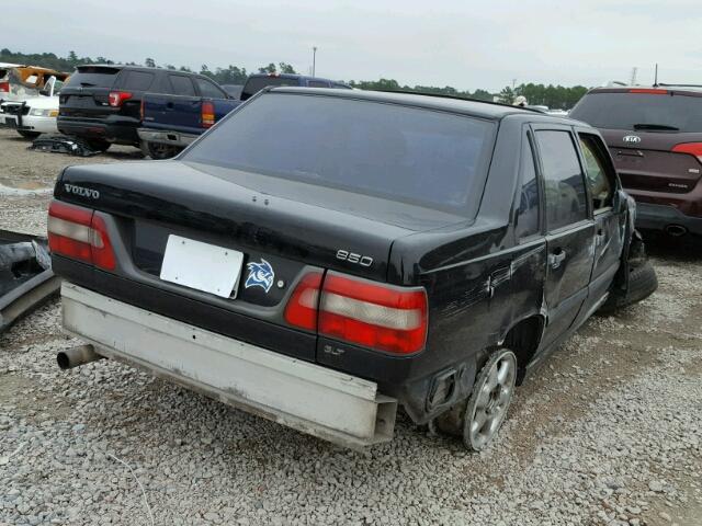 YV1LS5542T3335015 - 1996 VOLVO 850 BASE BLACK photo 4