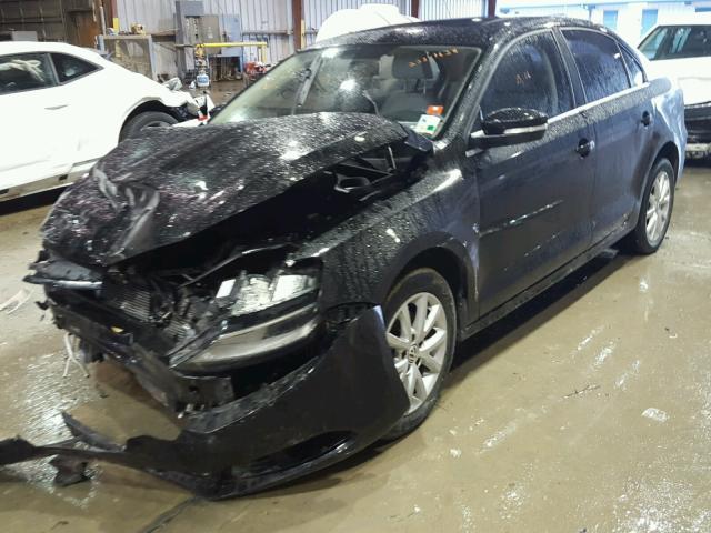 3VWDX7AJ9DM245036 - 2013 VOLKSWAGEN JETTA SE BLACK photo 2