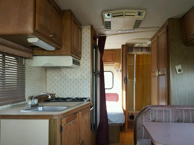 1GBJP37W1G3326852 - 1987 WNBG MOTORHOME CREAM photo 6