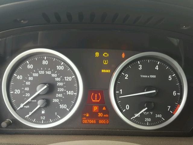 5UXFG8C58BLZ96868 - 2011 BMW X6 XDRIVE5 Gümüş fotoğraf 8