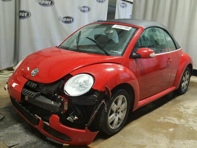 3VWRF31YX7M410143 - 2007 VOLKSWAGEN NEW BEETLE RED photo 2