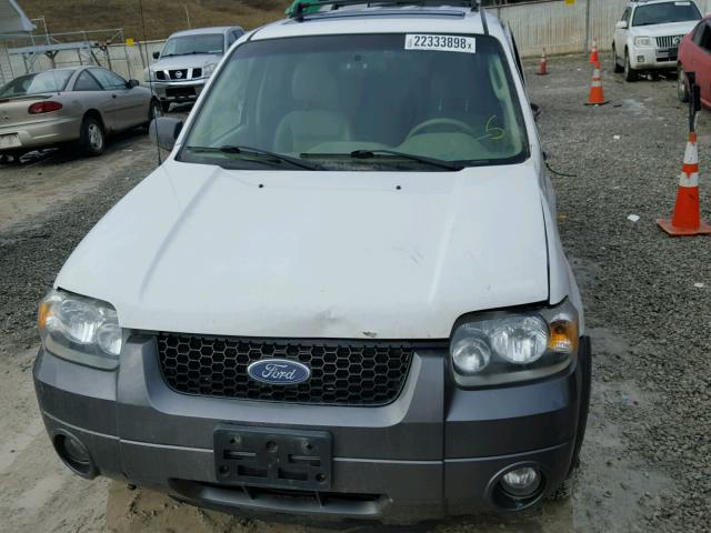 1FMYU93186KB78053 - 2006 FORD ESCAPE XLT WHITE photo 10