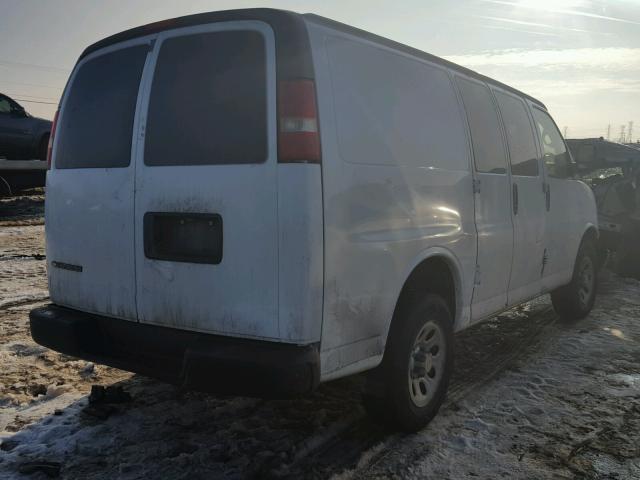 1GCUGADX3A1116864 - 2010 CHEVROLET EXPRESS G1 WHITE photo 4