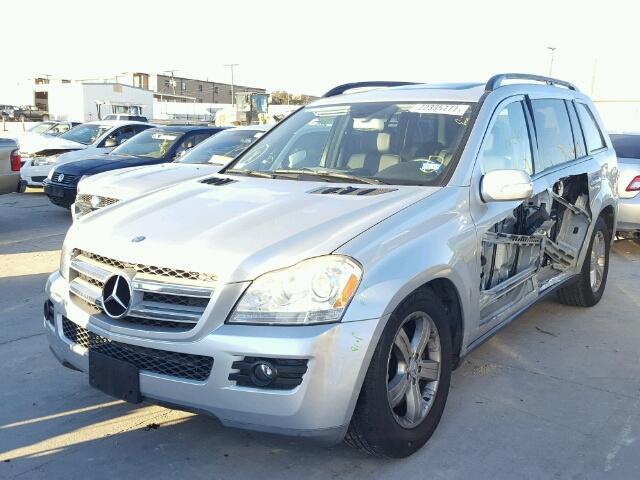 4JGBF71E97A197955 - 2007 MERCEDES-BENZ GL 450 4MA SILVER photo 2