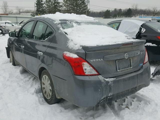 3N1CN7AP9GL863947 - 2016 NISSAN VERSA S GRAY photo 3