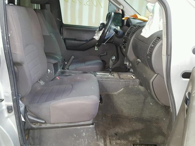 1N6BD0CT1AC403842 - 2010 NISSAN FRONTIER K SILVER photo 5