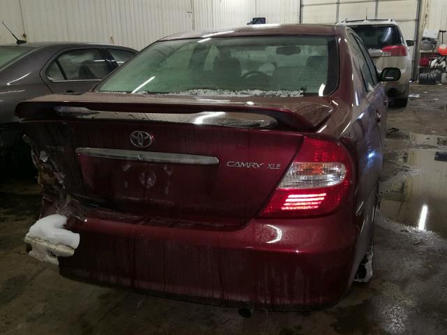 4T1BE30K84U309819 - 2004 TOYOTA CAMRY LE RED photo 4