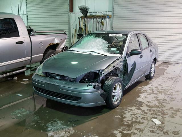 1FAFP38ZX4W182566 - 2004 FORD FOCUS ZTS GREEN photo 2