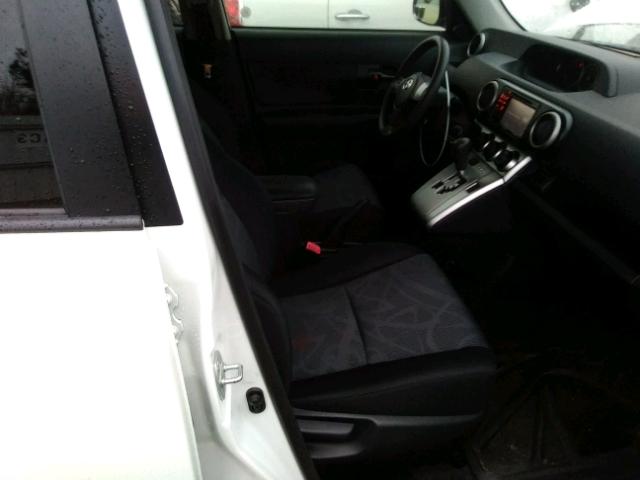 JTLZE4FE2CJ025486 - 2012 TOYOTA SCION XB 白色 照片 5
