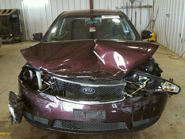 KNAFU4A23A5062905 - 2010 KIA FORTE EX MAROON photo 7