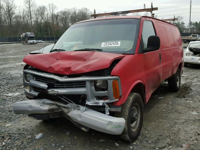 1GCHG35R521114919 - 2002 CHEVROLET EXPRESS G3 RED photo 2