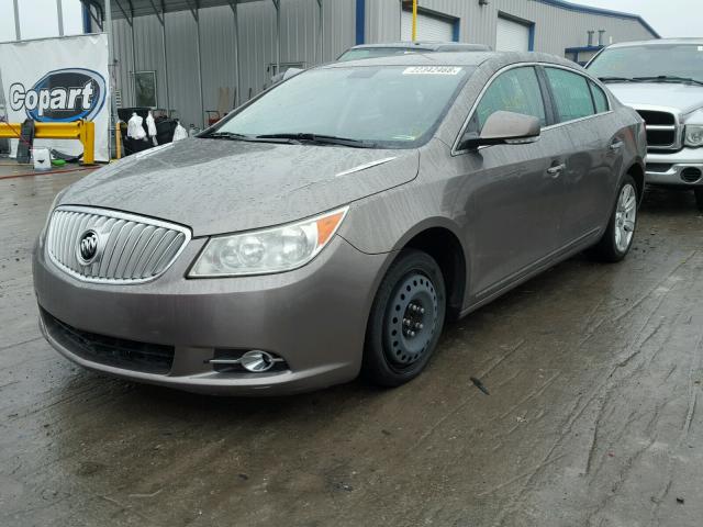 1G4GC5EGXAF220541 - 2010 BUICK LACROSSE C GRAY photo 2