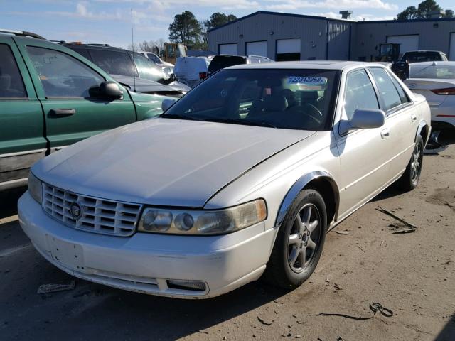 1G6KY549XXU902085 - 1999 CADILLAC SEVILLE ST WHITE photo 2