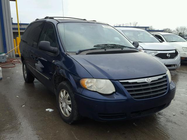 2C4GP54L05R468089 - 2005 CHRYSLER TOWN & COU BLUE photo 1