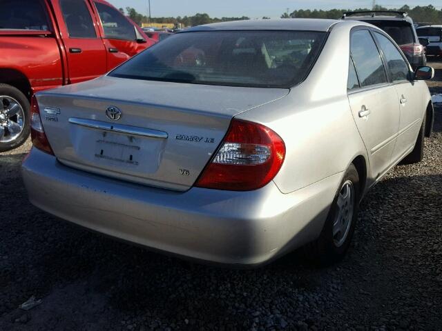 4T1BF32K42U521852 - 2002 TOYOTA CAMRY LE SILVER photo 4