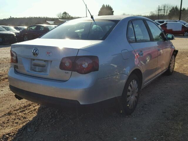 3VWHM71K18M077028 - 2008 VOLKSWAGEN JETTA S SILVER photo 4