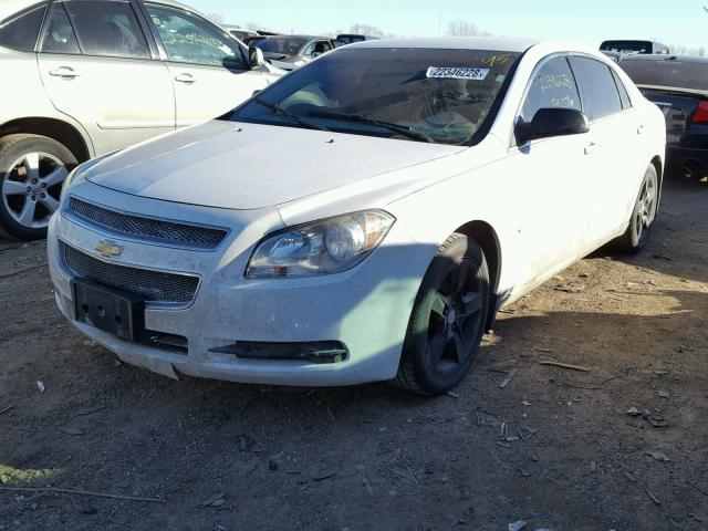 1G1ZB5EB4AF246517 - 2010 CHEVROLET MALIBU LS WHITE photo 2