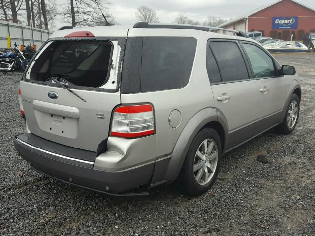 1FMDK05W18GA36321 - 2008 FORD TAURUS X S SILVER photo 4