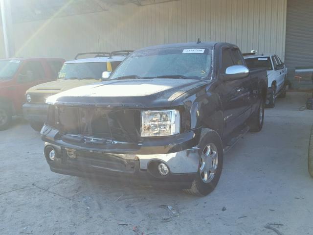 1GTEC19C67Z639067 - 2007 GMC NEW SIERRA BLACK photo 2