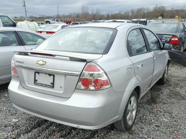 KL1TG56678B058907 - 2008 CHEVROLET AVEO LT SILVER photo 4