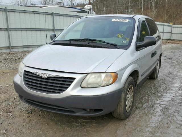 1C4GJ25332B692708 - 2002 CHRYSLER VOYAGER SILVER photo 2