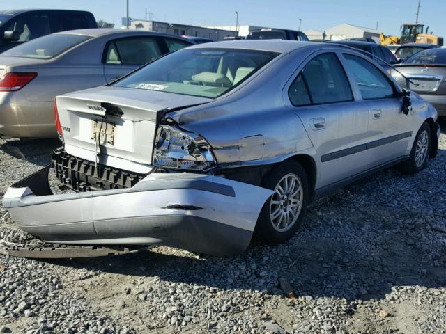 YV1RS61T542398307 - 2004 VOLVO S60 SILVER photo 4