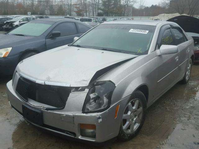 1G6DM57T670153286 - 2007 CADILLAC CTS SILVER photo 2