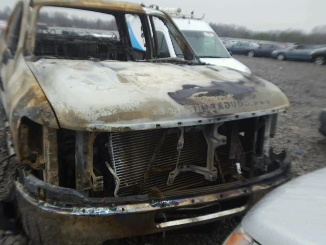 1GC1KXE84DF112678 - 2013 CHEVROLET SILVERADO BURN photo 9