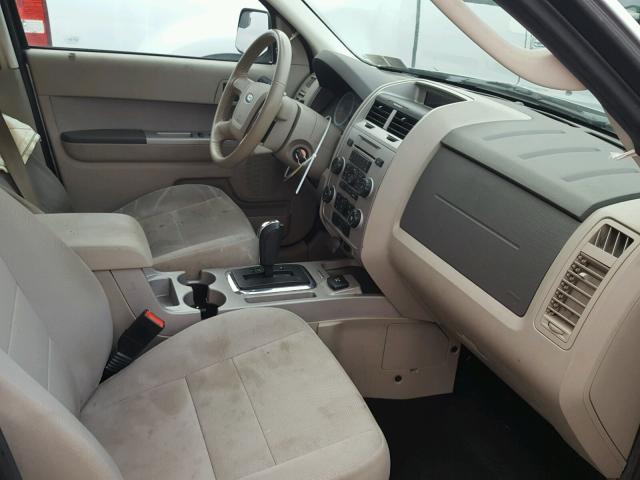 1FMCU5K30CKB12839 - 2012 FORD ESCAPE HYB SILVER photo 5