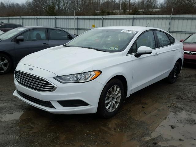 3FA6P0G7XJR128701 - 2018 FORD FUSION S WHITE photo 2