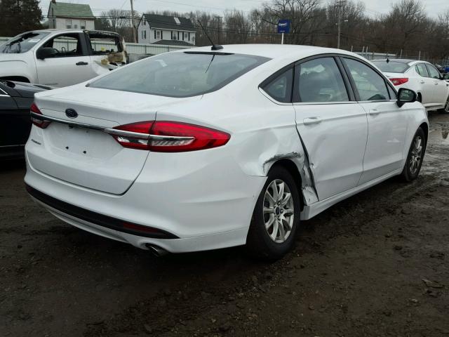 3FA6P0G7XJR128701 - 2018 FORD FUSION S WHITE photo 4