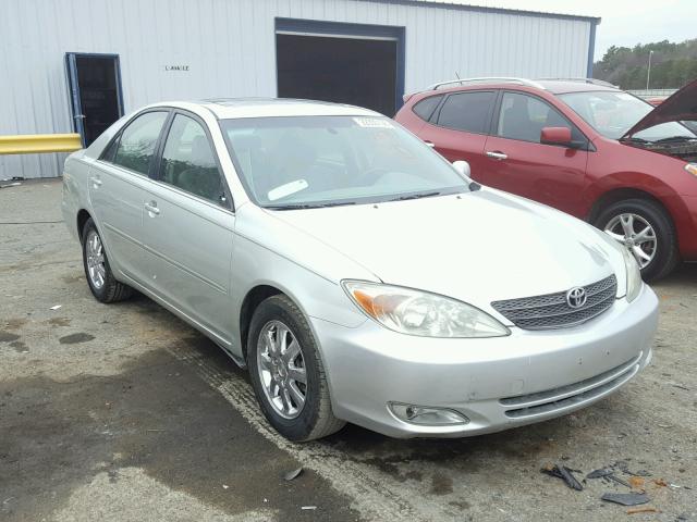 JTDBF32K640156797 - 2004 TOYOTA CAMRY LE SILVER photo 1